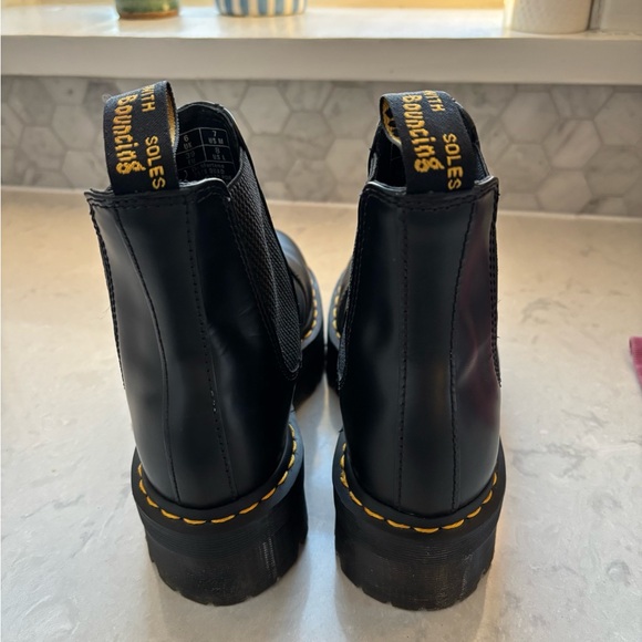 Doc Martens - Picture 7 of 7